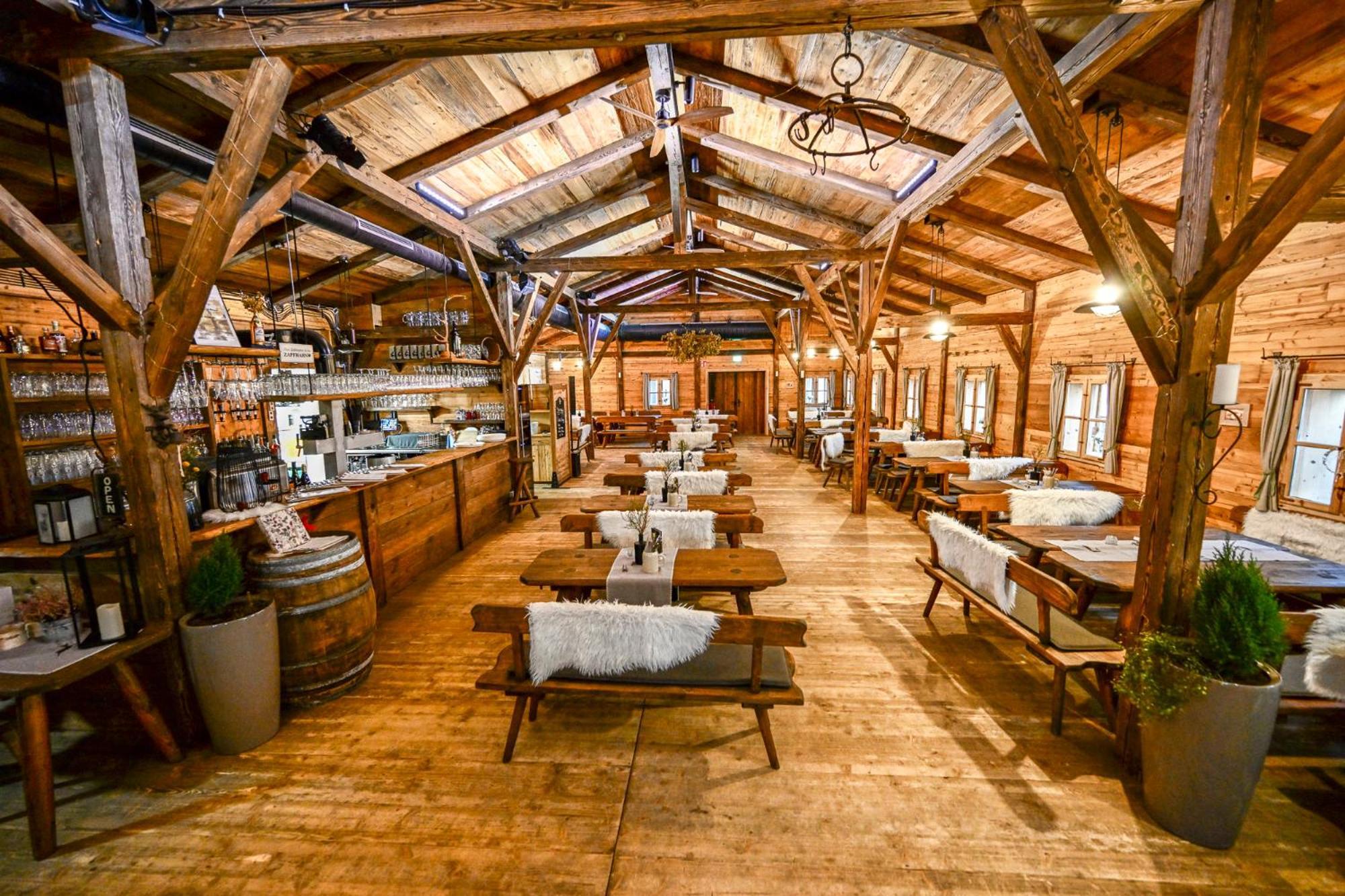 Das Acker Hotel Нойбург-ан-дер-Донау Екстер'єр фото