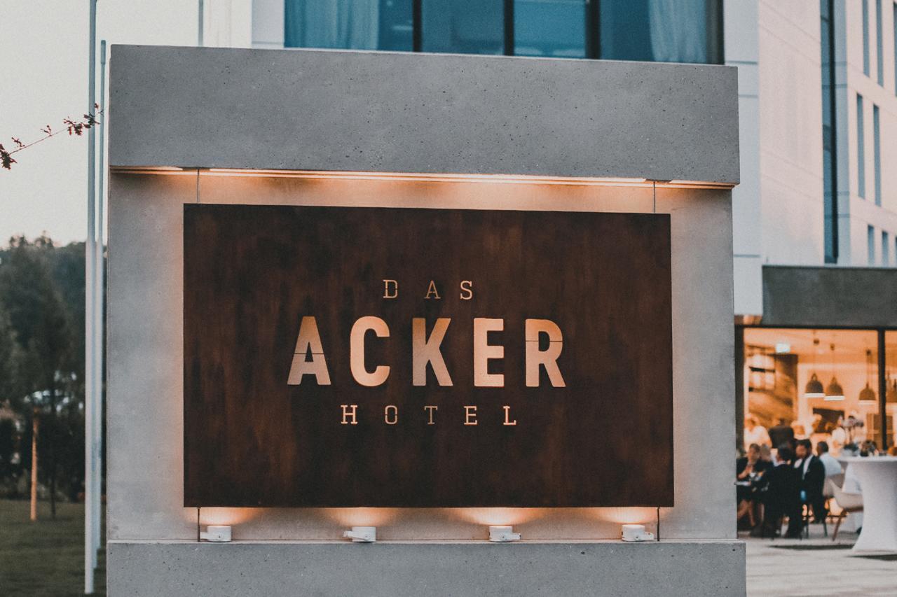 Das Acker Hotel Нойбург-ан-дер-Донау Екстер'єр фото