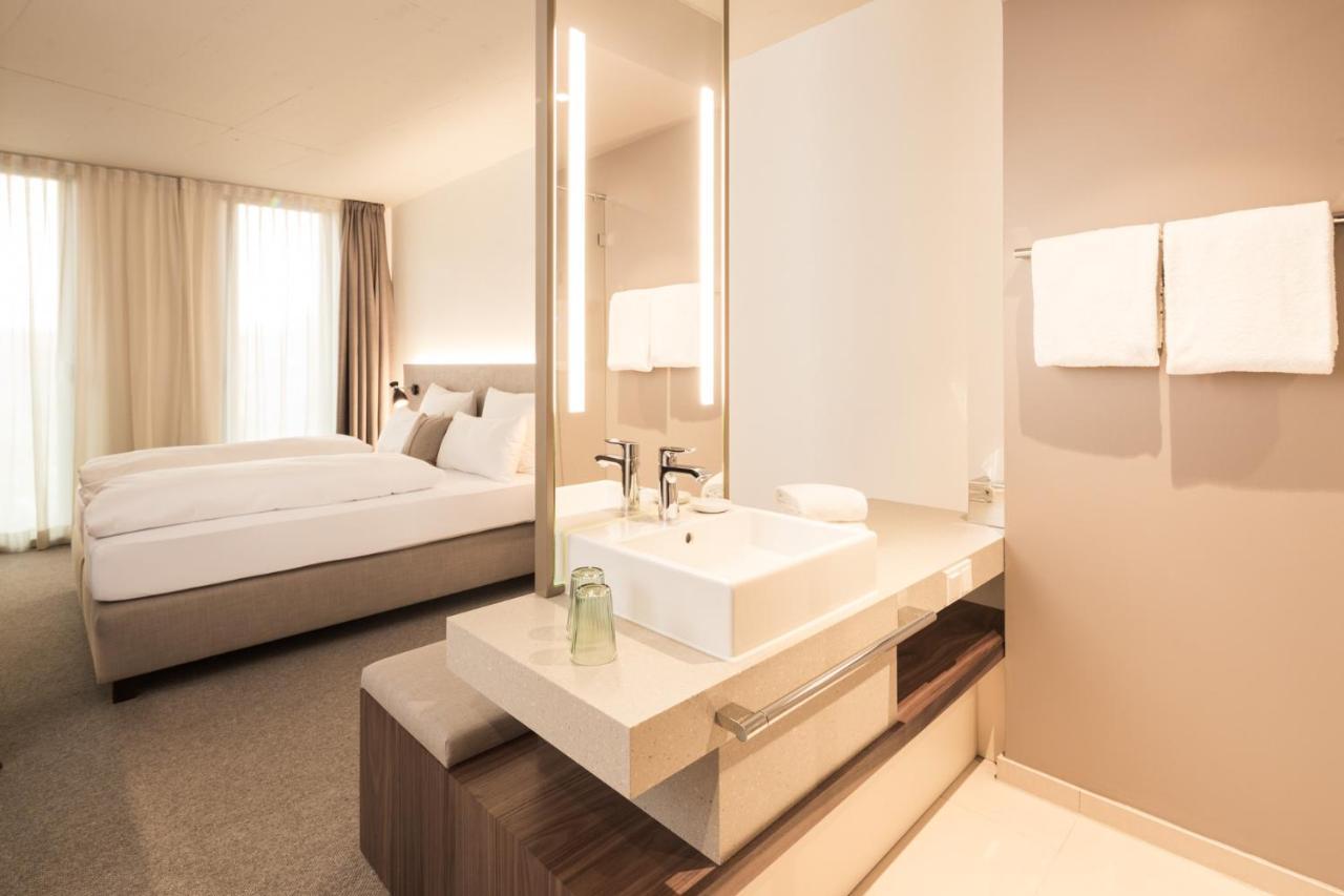 Das Acker Hotel Нойбург-ан-дер-Донау Екстер'єр фото